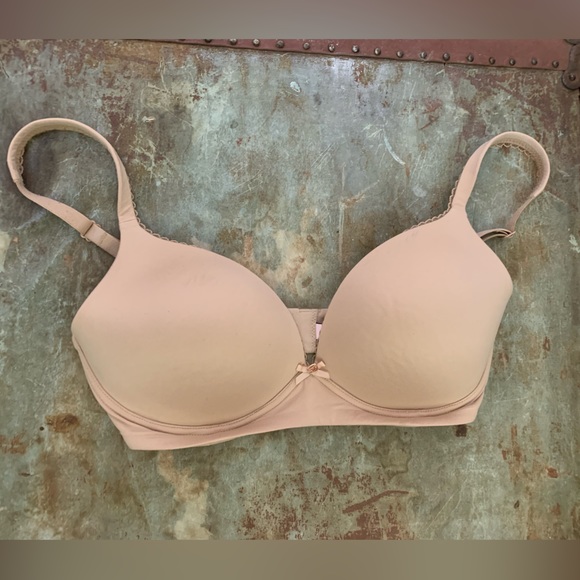 Victoria's Secret Other - Victoria’s Secret Beige Bra